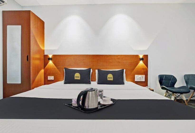 בית מלון כפרי Airport Family Stay Near Delhi Airport