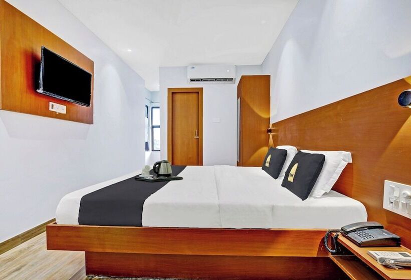 בית מלון כפרי Airport Family Stay Near Delhi Airport