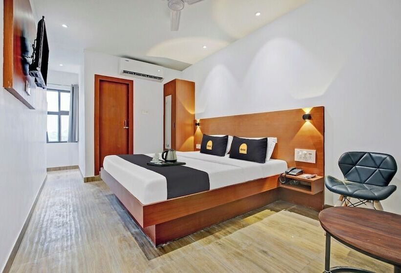 בית מלון כפרי Airport Family Stay Near Delhi Airport