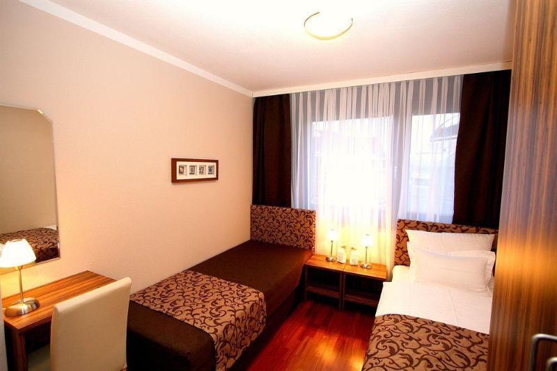 Fotos del hotel Apartment Vacha Linzerstrasse:  4