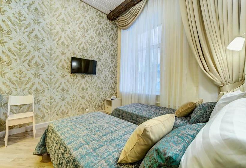 בית מלון כפרי Guest Rooms At Chaykovskogo 22