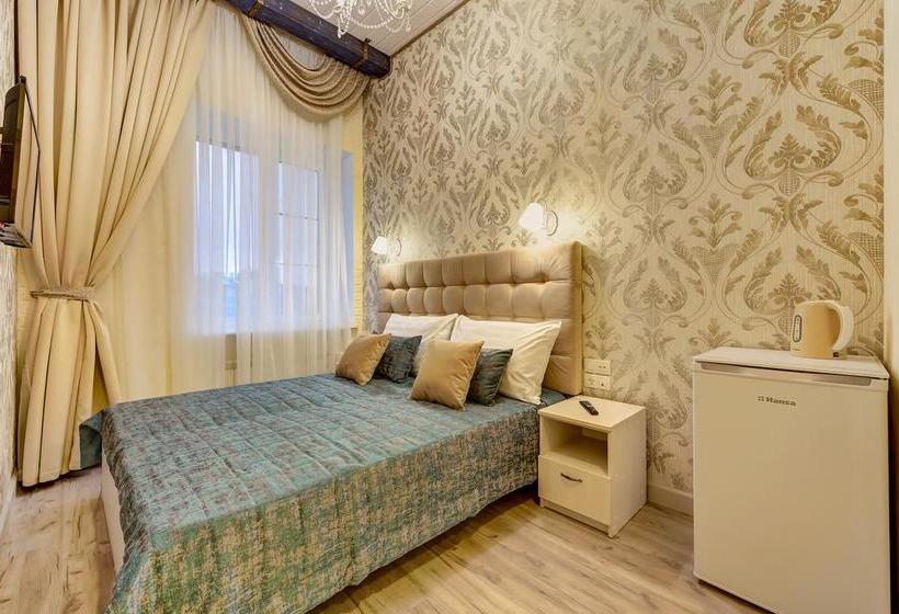 בית מלון כפרי Guest Rooms At Chaykovskogo 22