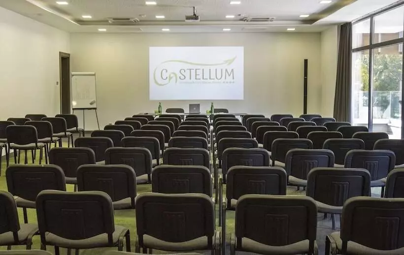 Hotelli Castellum