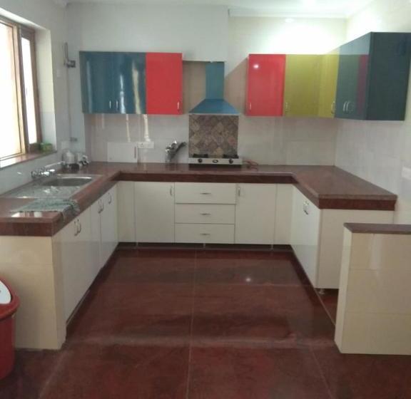 בית מלון כפרי Kundan Plaza Jasola