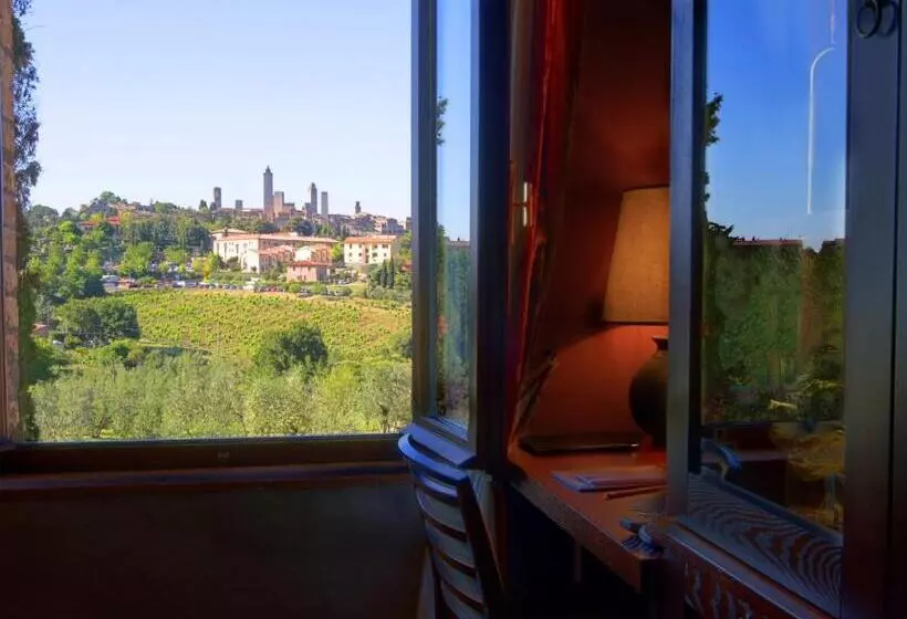 Hotelli Locanda Viani