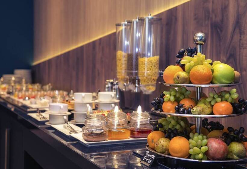 בית מלון כפרי Mercure Saransk Center