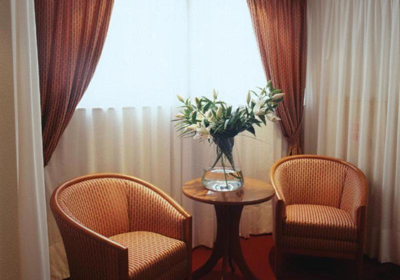 ホテル New Victory