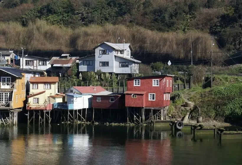 ホテル Palafito Hostel Chiloé