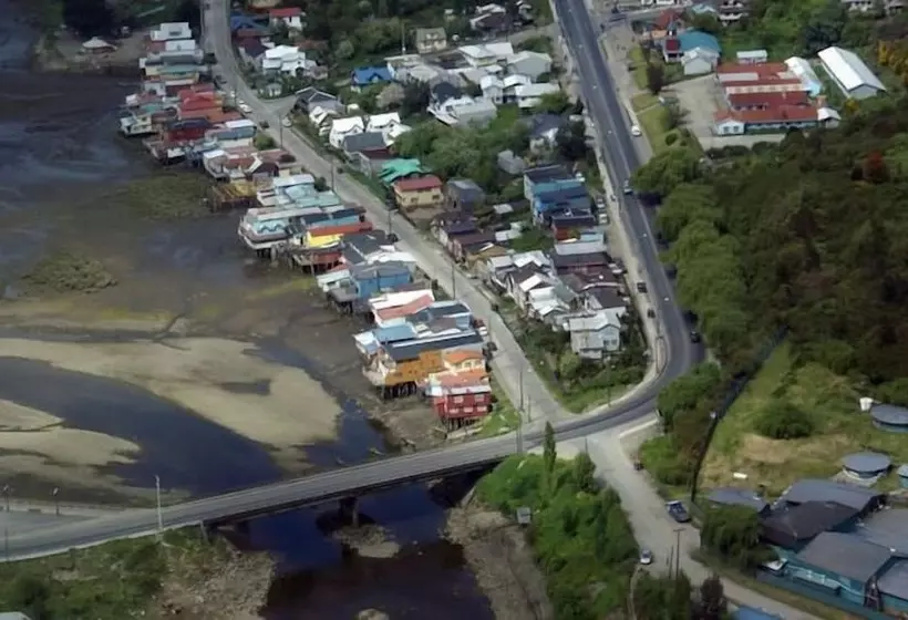 ホテル Palafito Hostel Chiloé