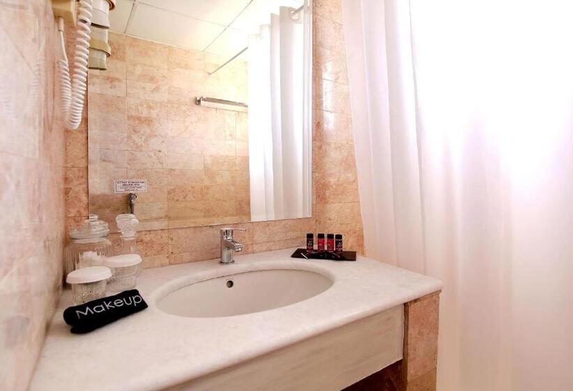 בית מלון כפרי Philippos Livadeia