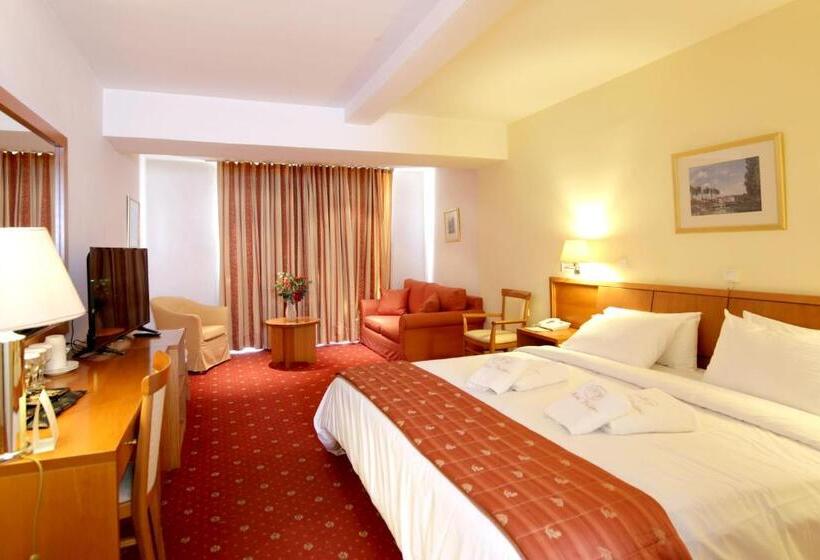 בית מלון כפרי Philippos Livadeia