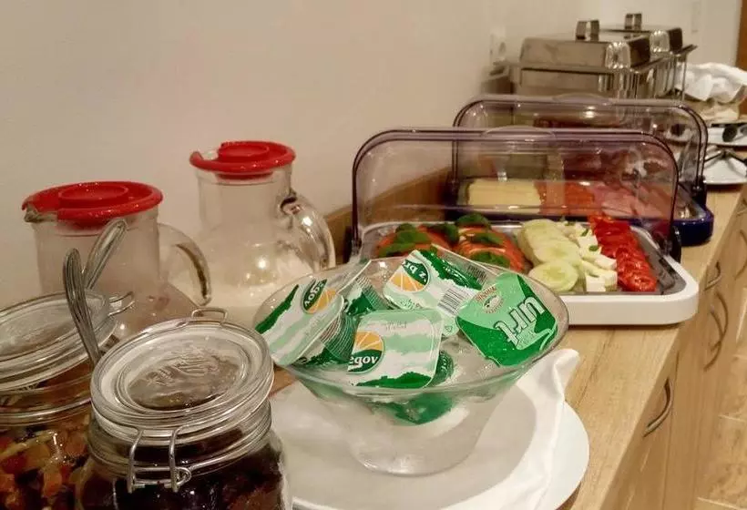 Hotelli Villa Junona