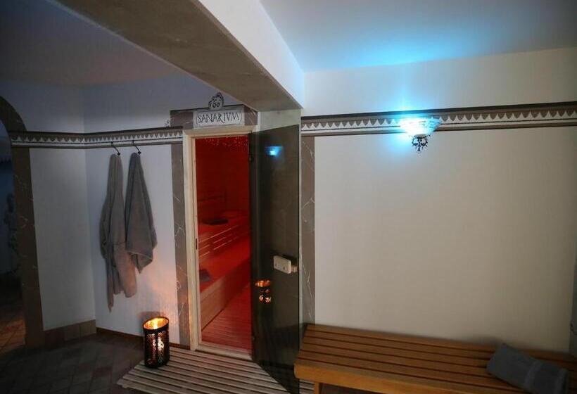 Park Hotel Mater Dei