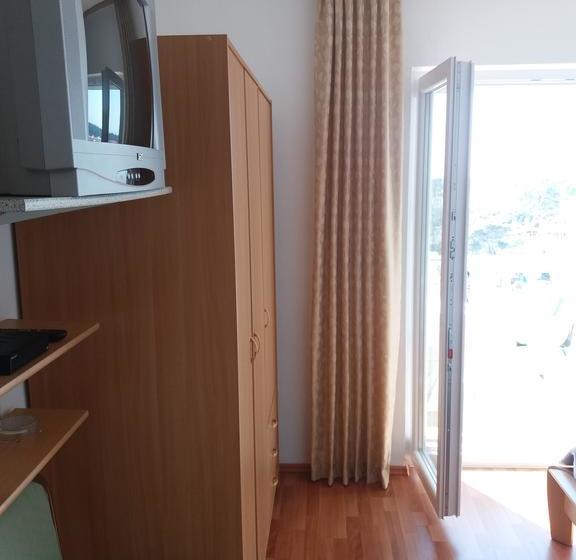 Пансион Guest House Lucija