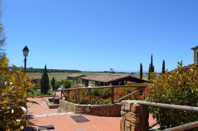 هتل Antico Borgo Casalappi