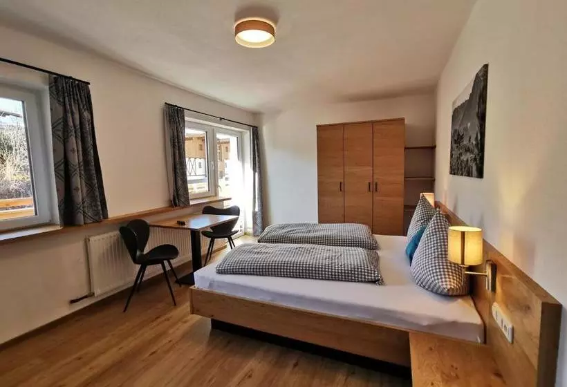 هتل Pension Haus In Der Sonne