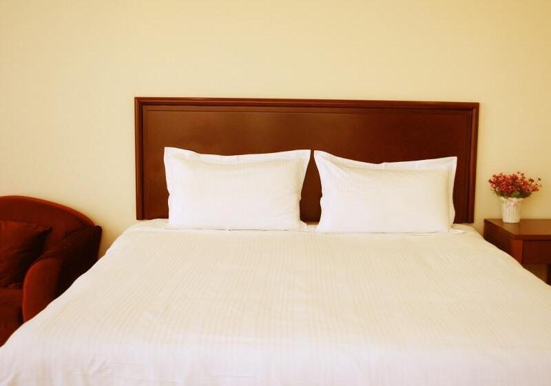 Otel Greentree Inn Jiangsu Taizhou Xinghua Anfeng Runan Garden Express