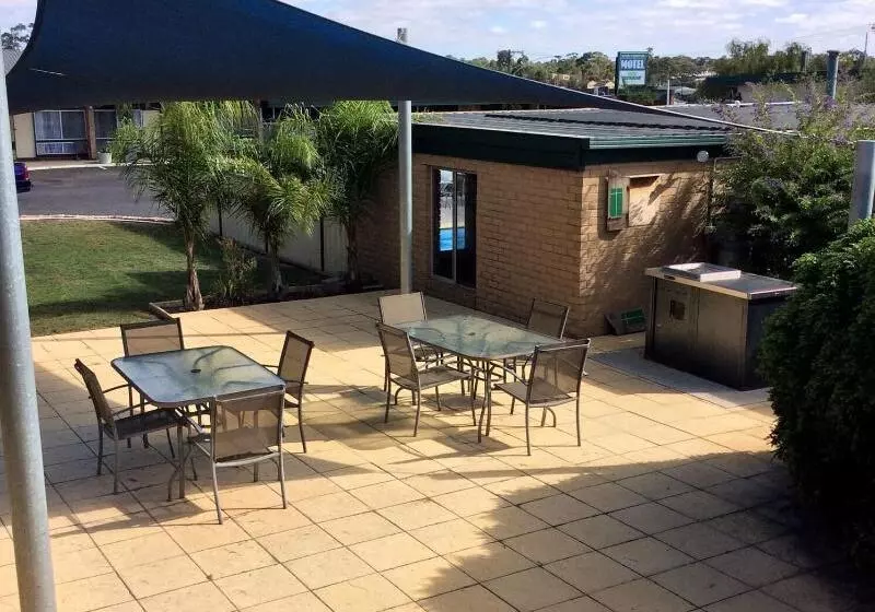 ホテル Hi Way Eight Motor Inn