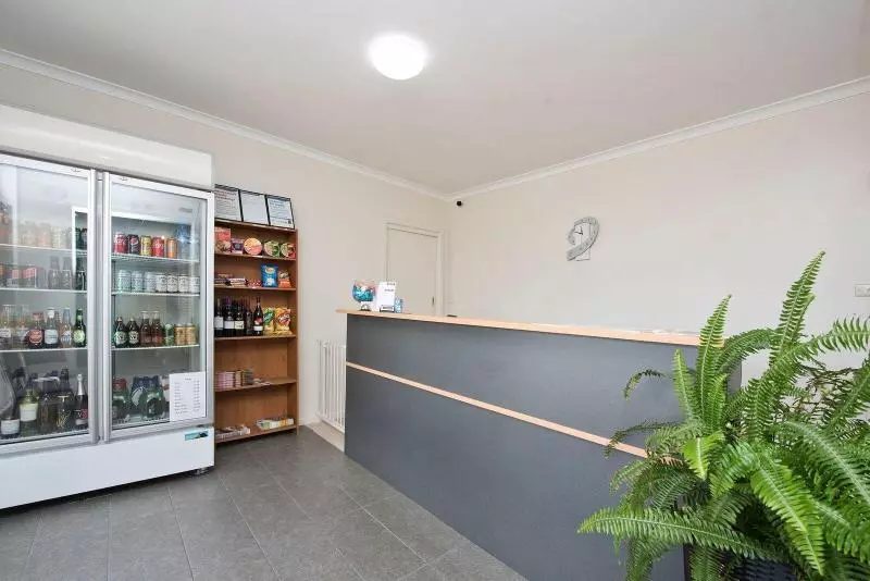 ホテル Hi Way Eight Motor Inn