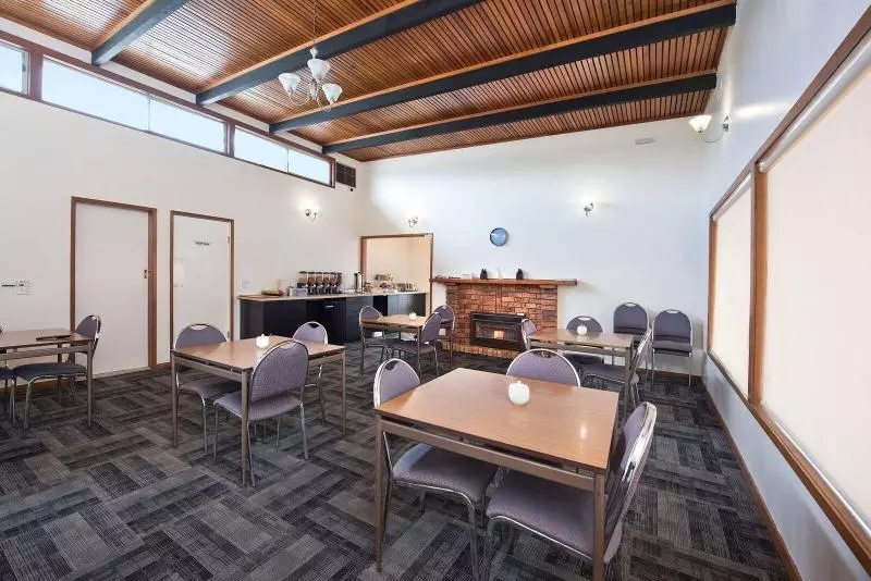 ホテル Hi Way Eight Motor Inn