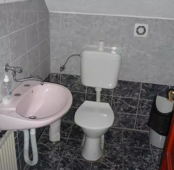 ホテル Jáde Panzió