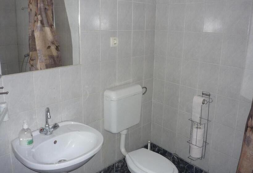 فندق Jáde Panzió