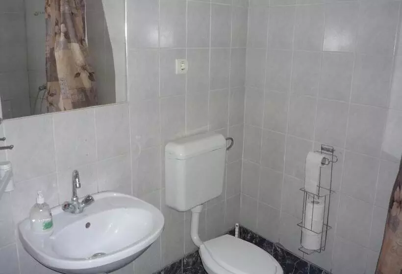 ホテル Jáde Panzió