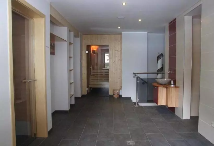 Hotelli Kur-camping & Appartementhaus Erlengrund