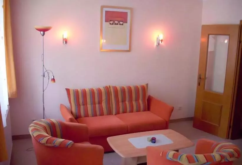 Hotelli Kur-camping & Appartementhaus Erlengrund