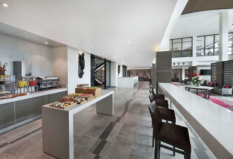 Legend Hotel Lagos Airport, Curio Collection By Hilton