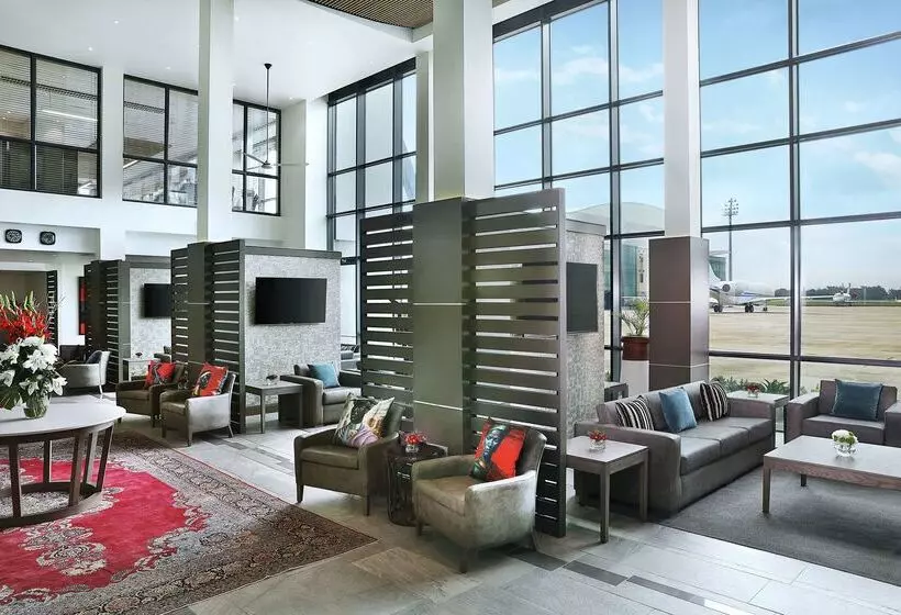 Legend Hotel Lagos Airport, Curio Collection By Hilton