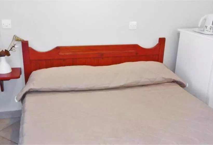 Hotelli Ostria Eressos Rooms