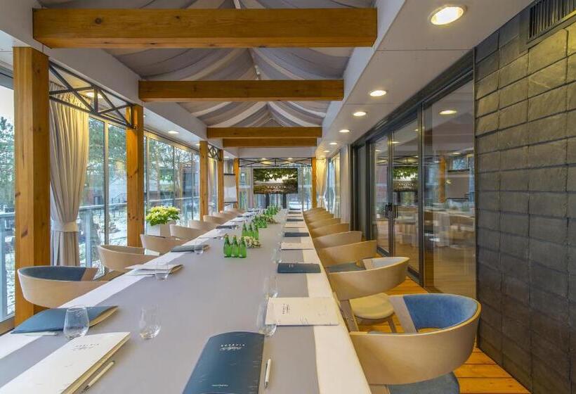 בית מלון כפרי Rosevia Resort & Spa