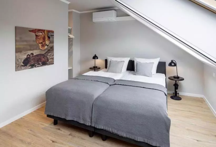 Hotelli Schloss Hertefeld & Hertefeldhof