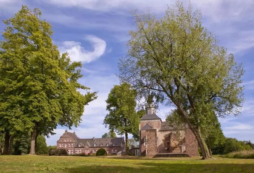 Hotelli Schloss Hertefeld & Hertefeldhof