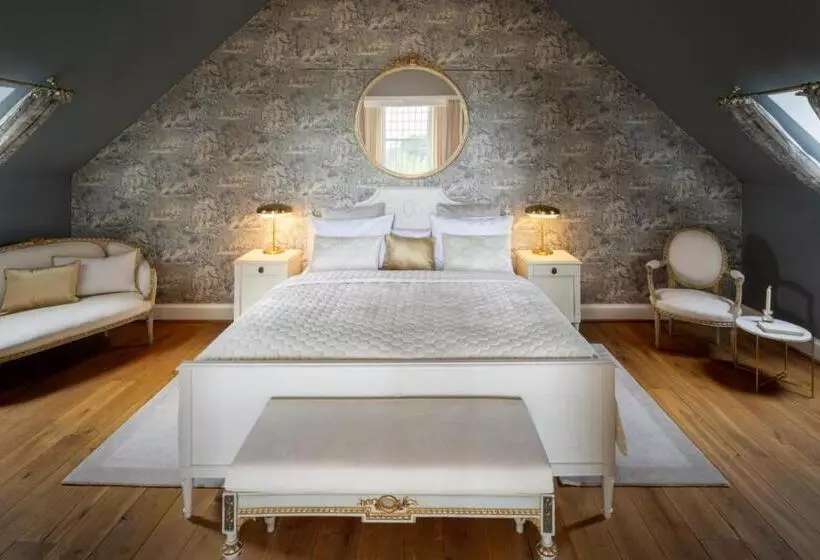 Hotelli Schloss Hertefeld & Hertefeldhof