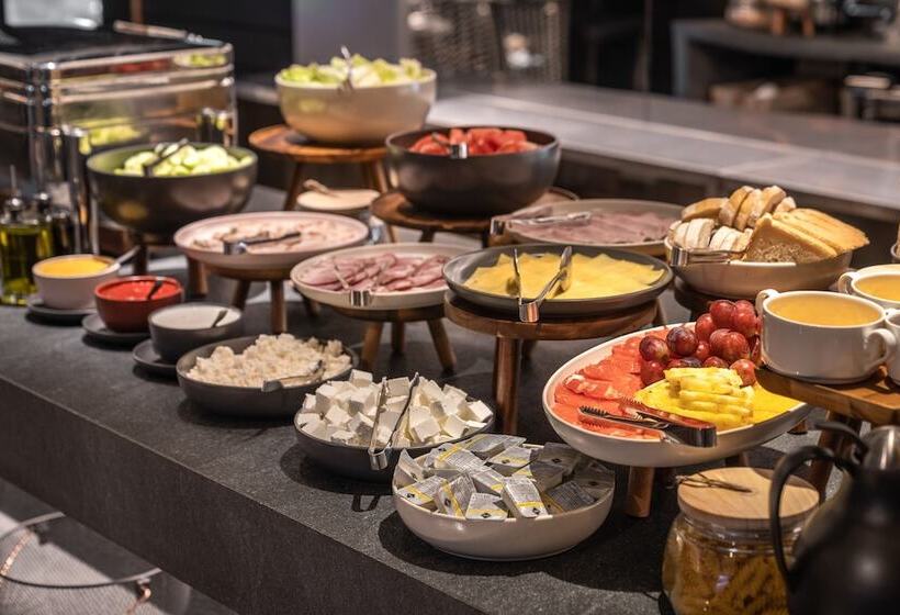 فندق City Inn Lviv Smart