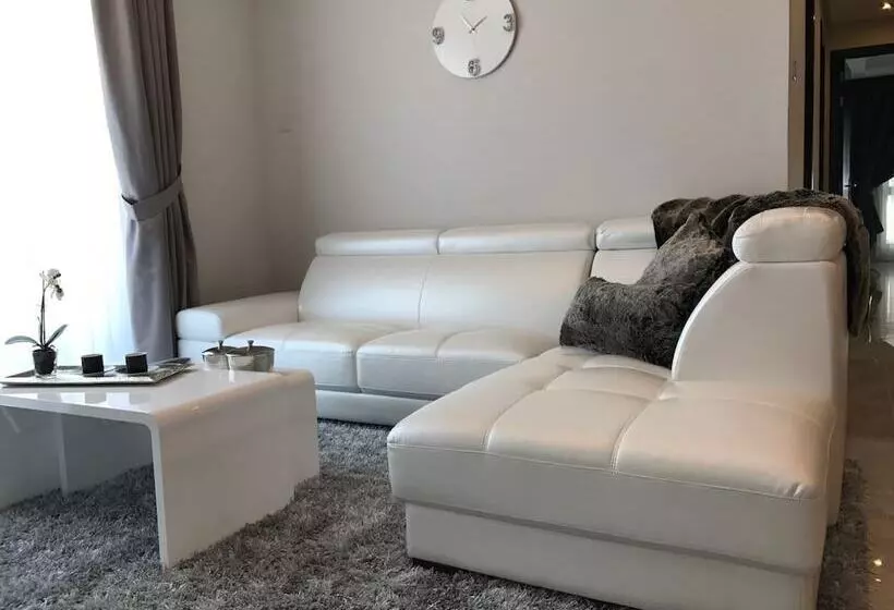 Al Manzil Residence Hidd