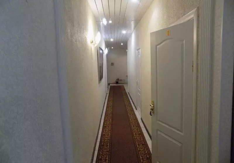 Aamiaismajoitus (B&B) Mini Hotel RePost