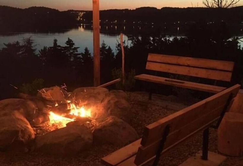 בית מלון כפרי Gite Du Haut Des Arbres