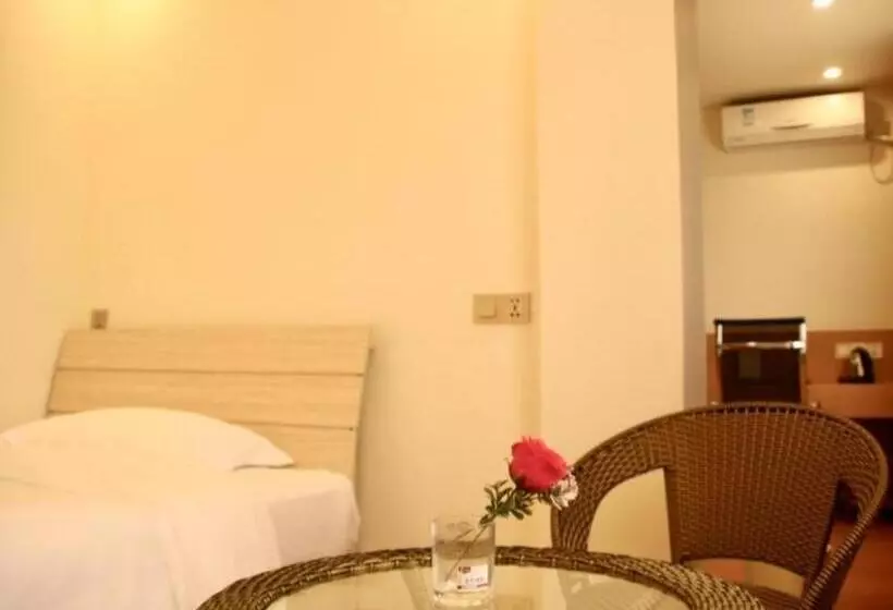 ホテル Greentree Inn Ningbo South Railway Station Express