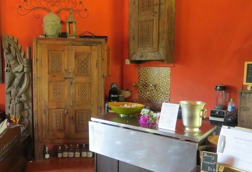 هتل Le Passetemps