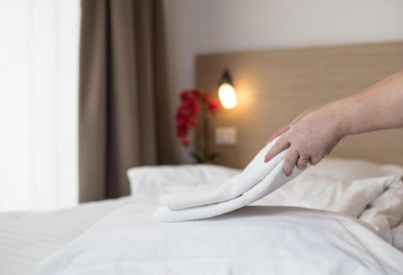 هتل Residence Il Lago