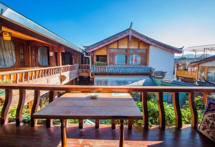 호텔 Lijiang Rongyi Homestay