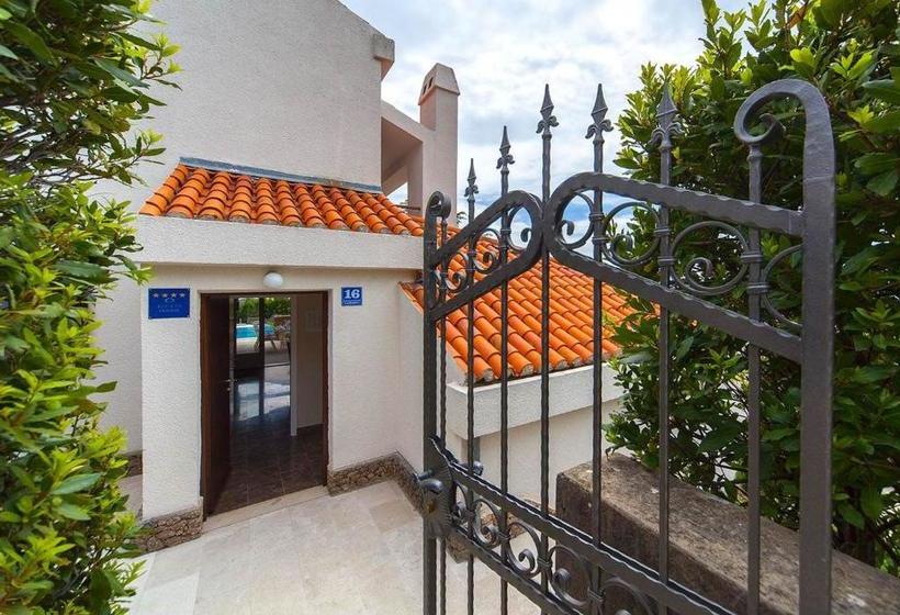 فندق Villa Skalinada