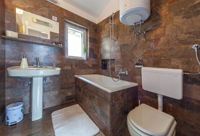 فندق Villa Skalinada