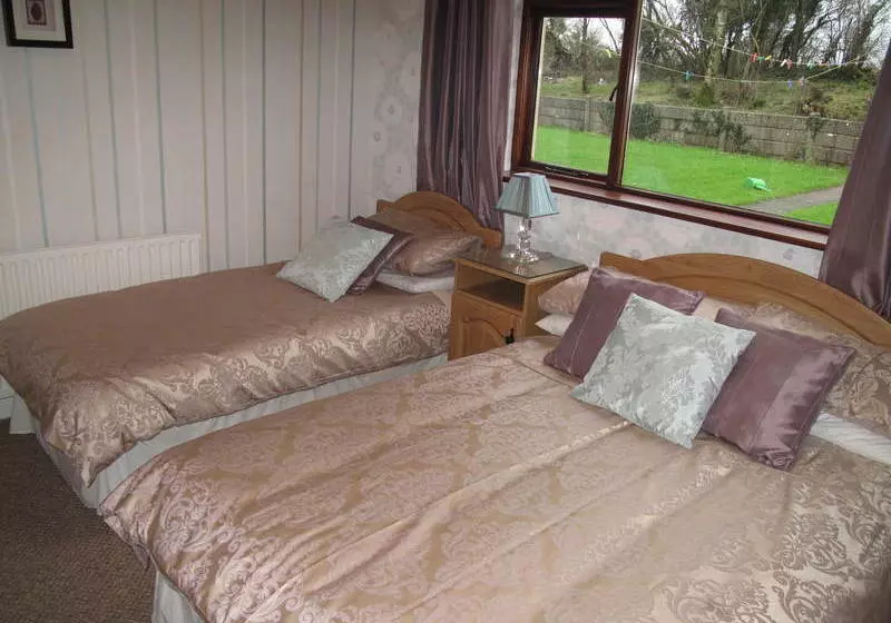 Aamiaismajoitus (B&B) Burren Lodge