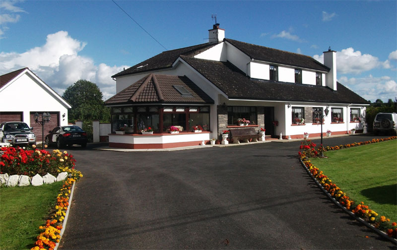 مبيت وإفطار Coolmore Farmhouse