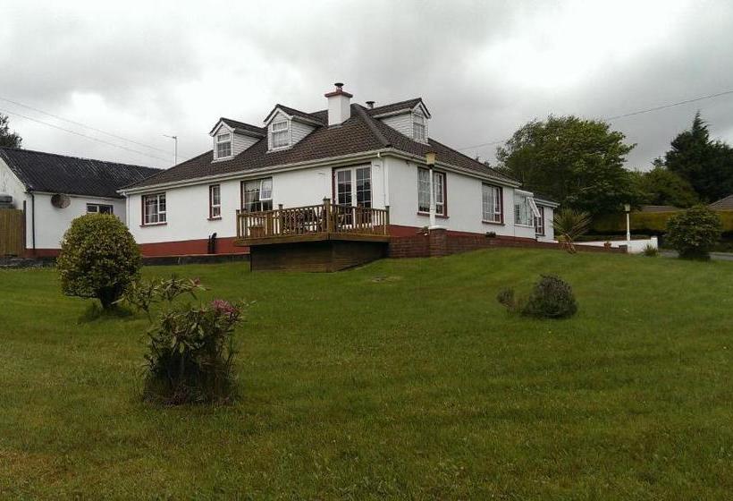 ベッドアンドブレックファースト Hollycrest Lodge