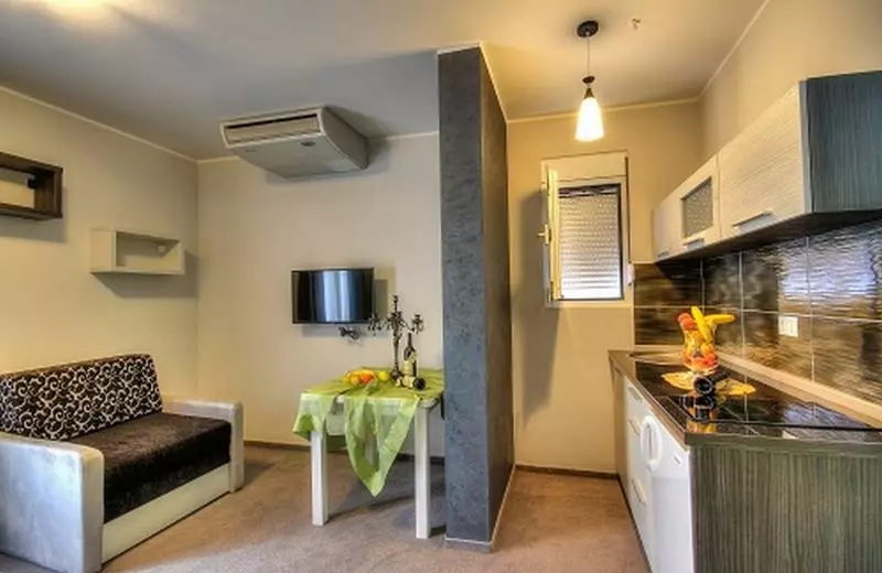 هتل Apartmani Bristol Igalo